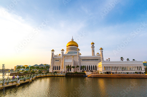 Sultan Omar Ali Saifuddien Mosque Bandar Seri Begawan, Brunei