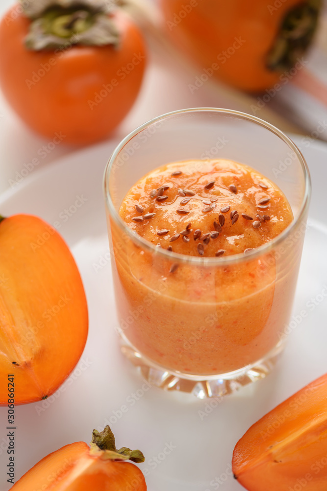 Persimmon smoothies with flax seeds. Persimmon smoothies with flax seeds.