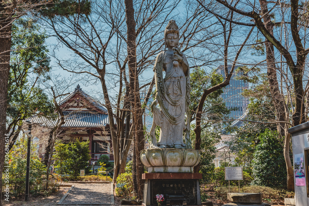 Fototapeta premium Statue of Kanon