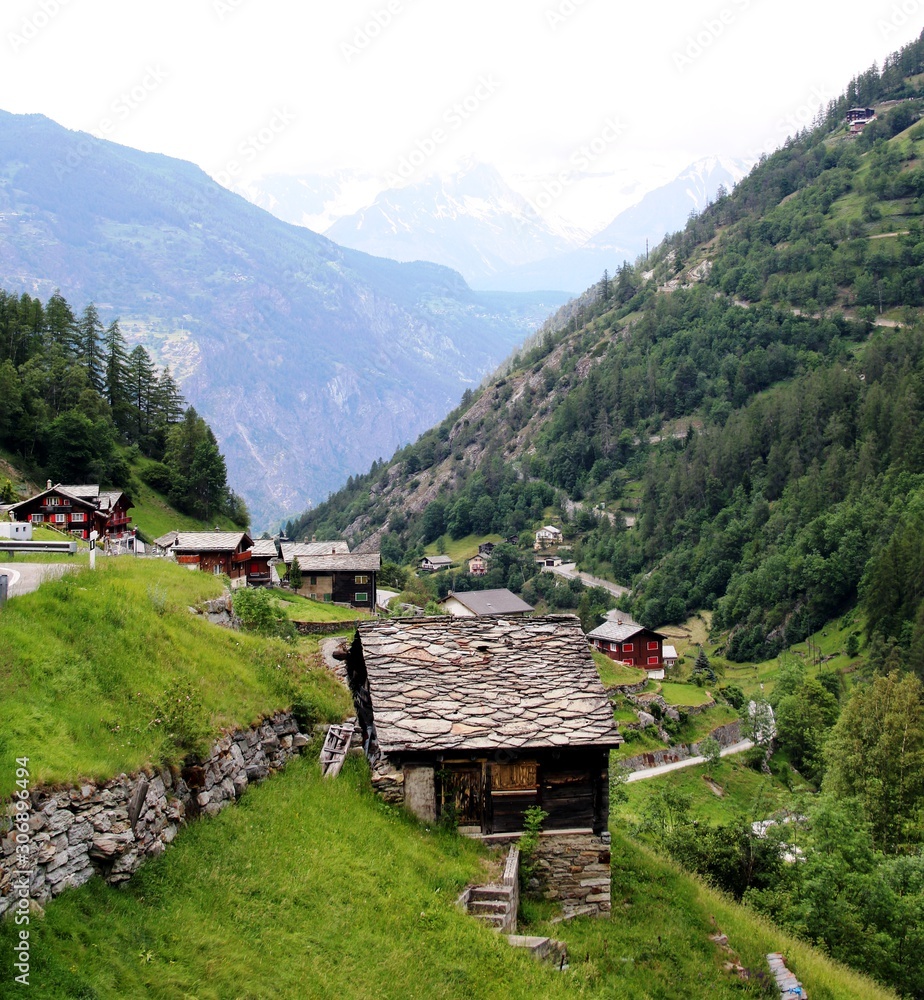 Berghütten im Wallis 