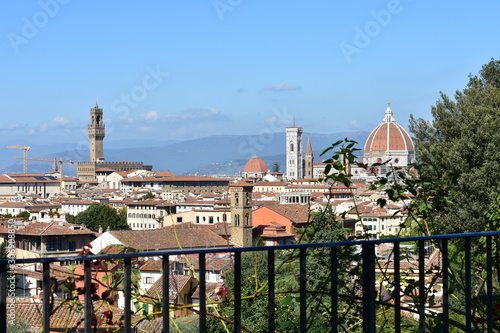 Slika na platnu View of Florence with the Palazzo Vecchio and the Cattedrale di Santa Maria del Fiore with the Campanile di Giotto and Brunelleschi's Dome