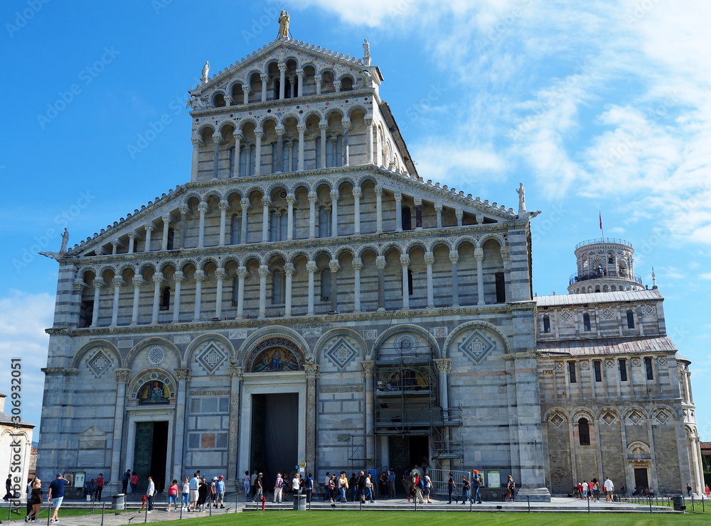Fototapeta premium View of the Pisa Cathedral (Duomo di Pisa) in Pisa, Italy. It is located in Miracoli Square (Piazza dei Miracoli).