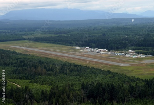 Fotografija aerial view of the airport and airfield in Campbell River, Vancouver Island, BC