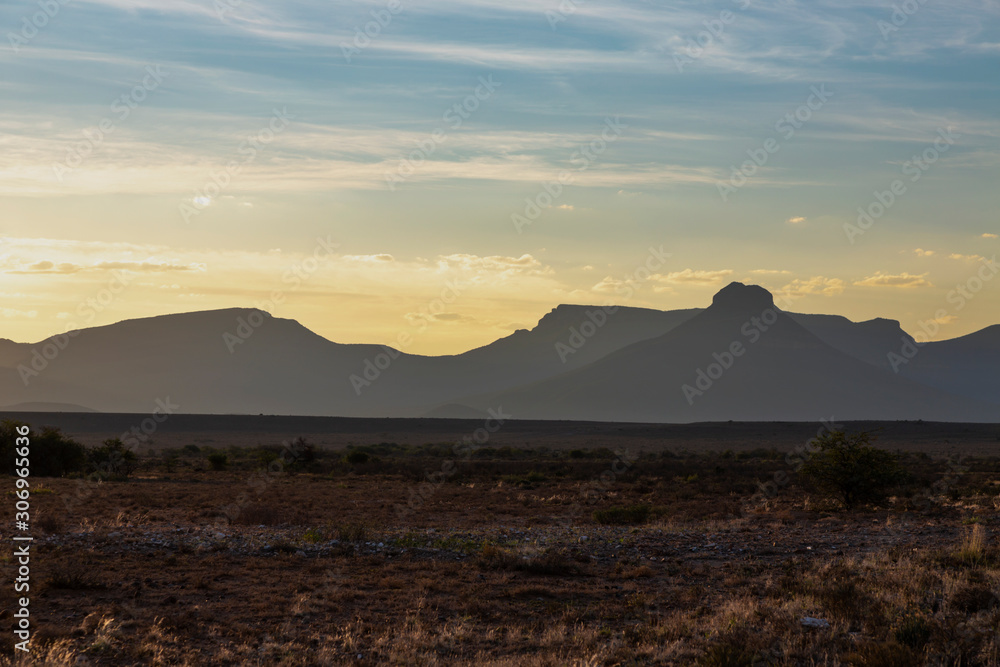 Fototapeta premium Sunset at Karoo kopjes near Graaff Reinet