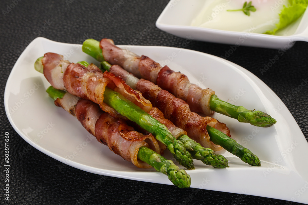 Asparagus with bacon Asparagus with bacon