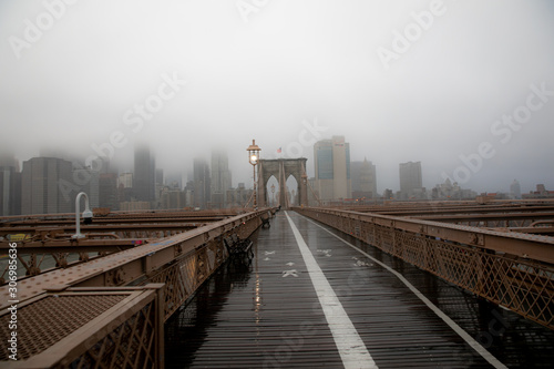 Brooklyn bridge under the rain and mist © Nicoleta