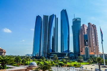 Fotobehang Abu Dhabi Etihad torens aan Abu Dhabi Corniche  © shams Faraz Amir