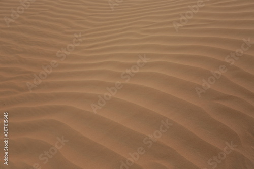Dubai Desert © Radvile