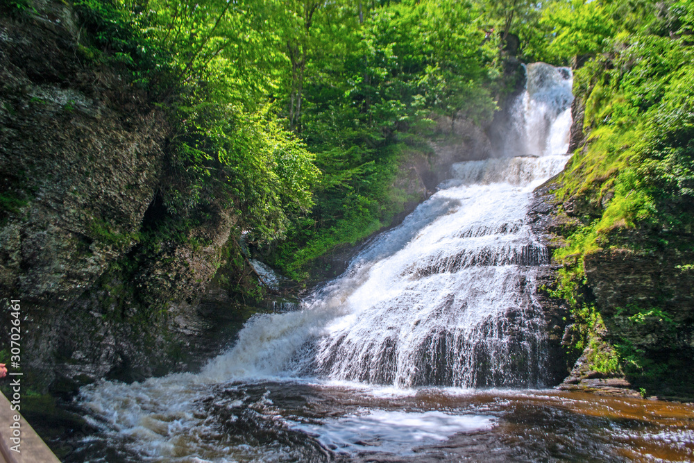 Obraz premium Cascading Waterfall in Summer