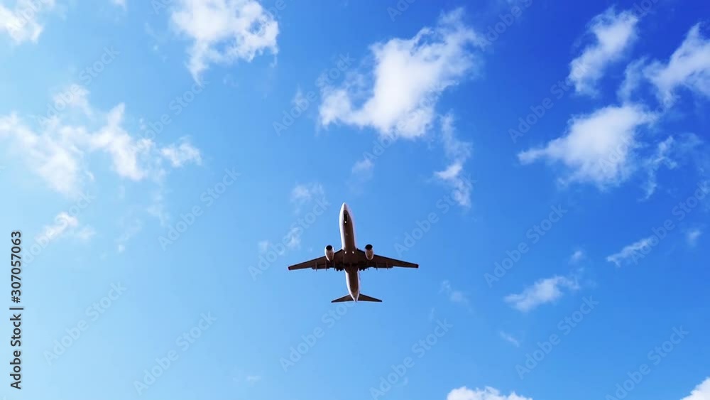 Aircraft landing - passing through before runway Aircraft landing - passing through before runway