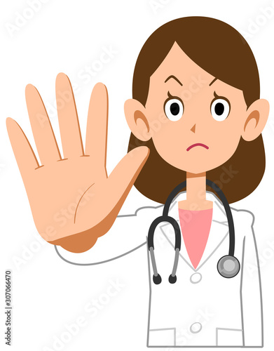 制止する白衣着用の女性医師