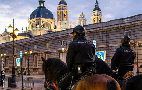 Bild auf Leinwand Mounted Local Royal Police