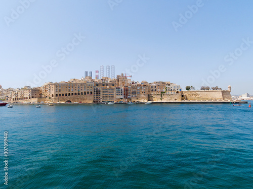 Fototapeta Naklejka Na Ścianę i Meble -  View of the beautiful and old city of Isla. Malta
