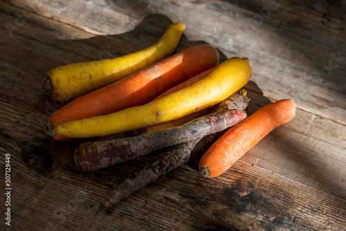 Rainbow Carrots / Fresh Carrots / Carrot varieties