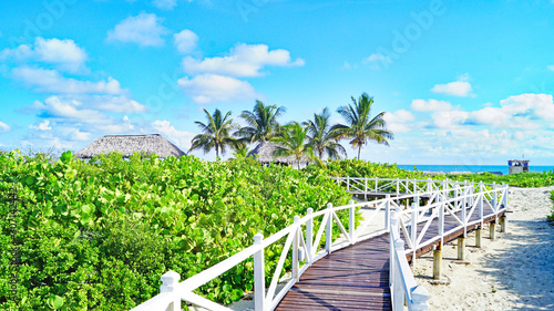 Panorámica de playas y complejos para turistas en Cayo Santa María, República de Cuba photo