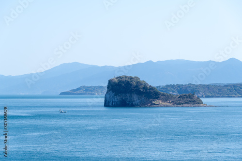 加部島から眺める鷹島の景色