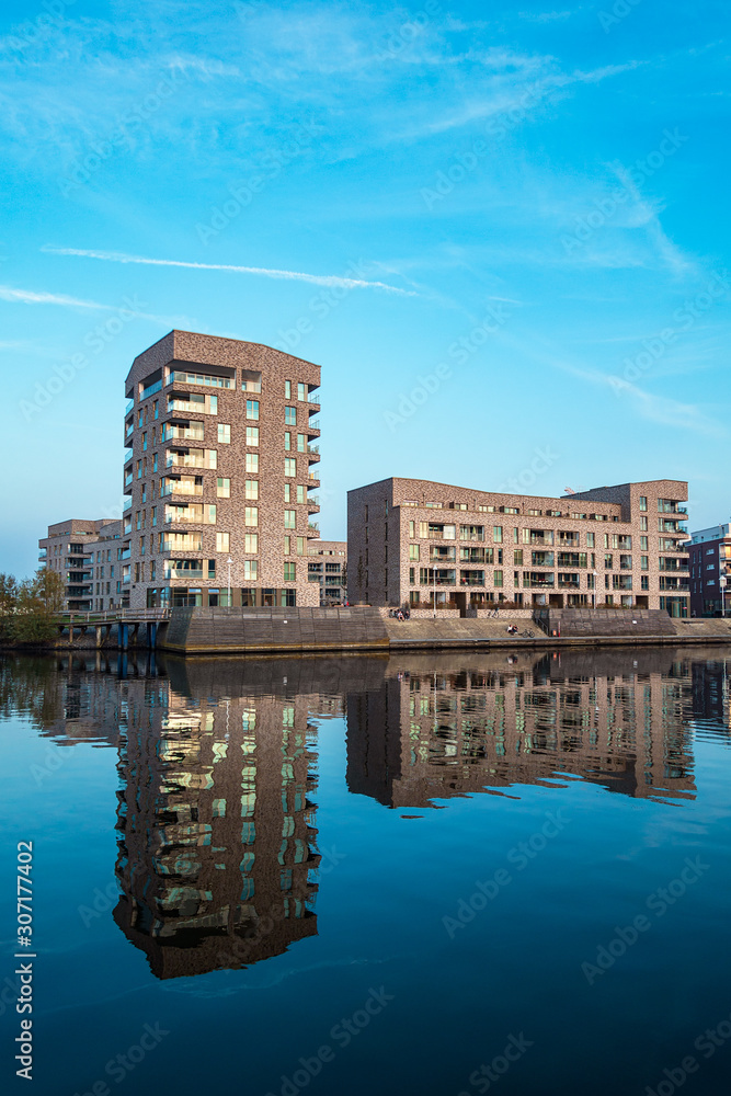 Obraz premium Blick auf die Holzhalbinsel in Rostock