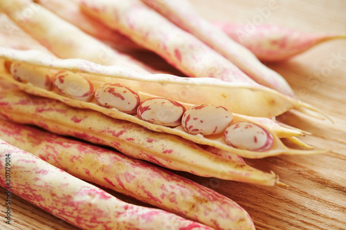 Red speckled white kidney bean