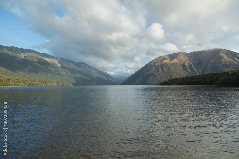 Obraz premium Lake Rotoiti in Nelson, New Zealand