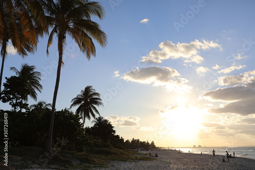 Fototapeta Naklejka Na Ścianę i Meble -  Varadero Sunrise