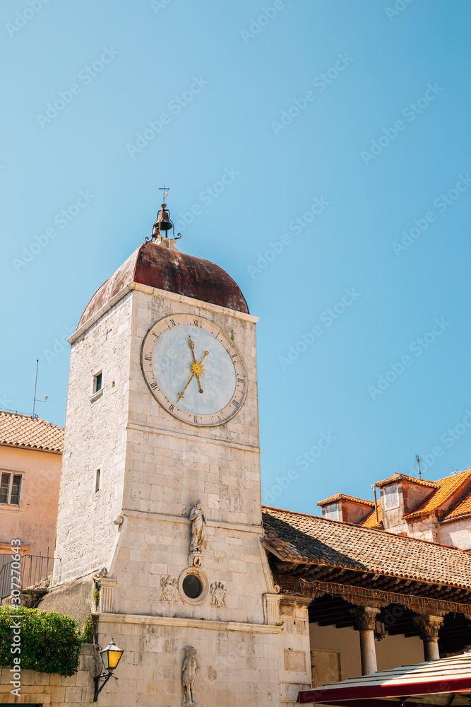Obraz premium Clock tower and old town square in Trogir, Croatia