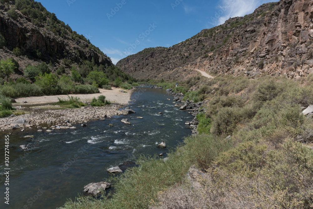 The Rio Grande flowing south.