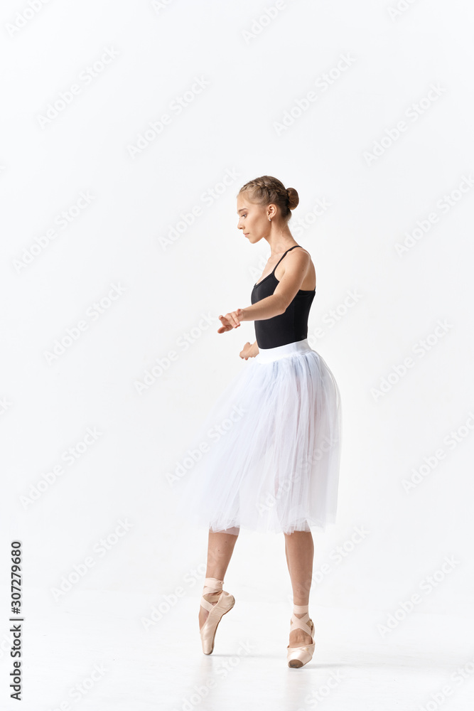 Naklejka premium young woman in black dress