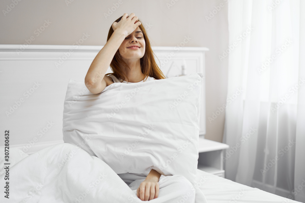 woman in bed woman in bed