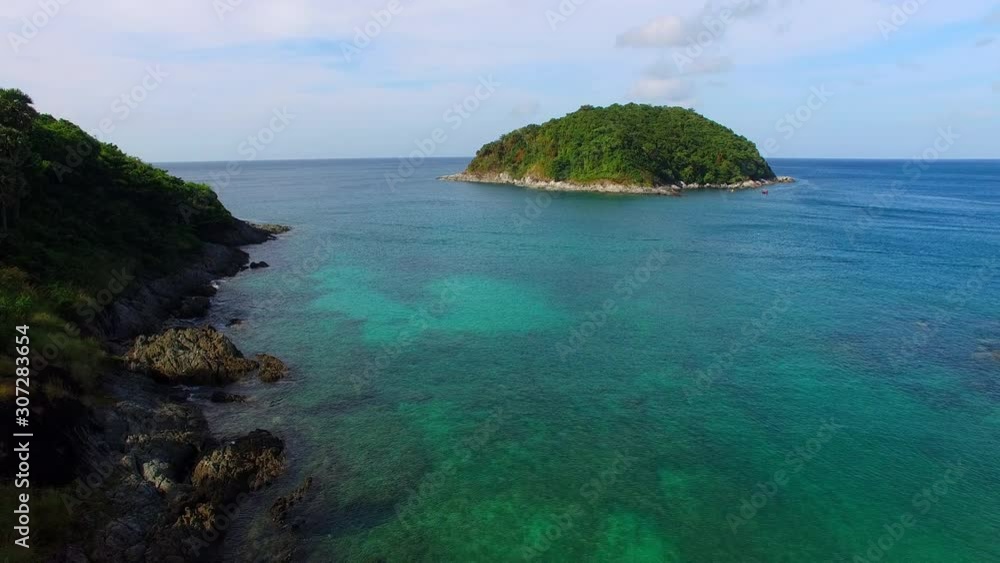 Yanui beach is in the middle between windtubind viewpoint and Promthep cape. Yanui beach is in the middle between windtubind viewpoint and Promthep cape.
