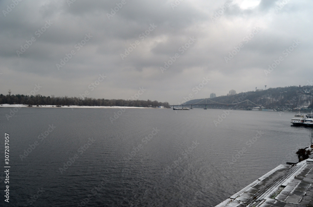 Fototapeta premium Dnepr river in Kiev at winter