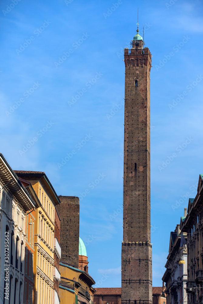 Torre degli Asinelli tower in Bologna in Emilia Romagna in Italy