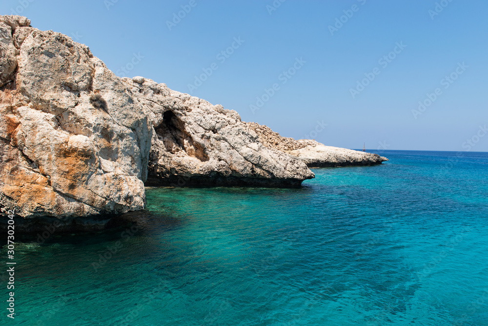 Obraz premium beautiful seascape with views of the azure sea and cliffs. without people