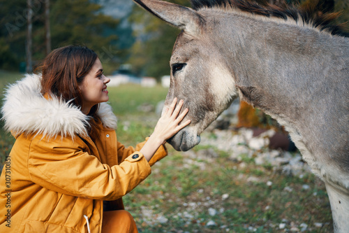 girl and horse