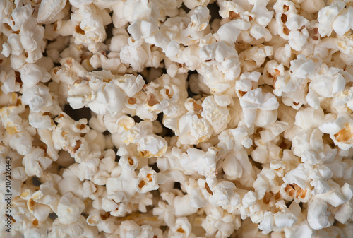 Scattered simple popcorn