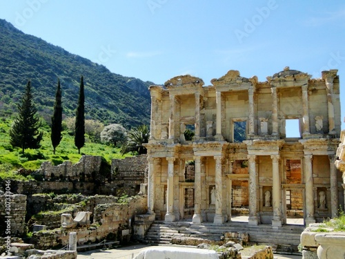 Photo Remained ancient library in Ephesus city in Selcuk