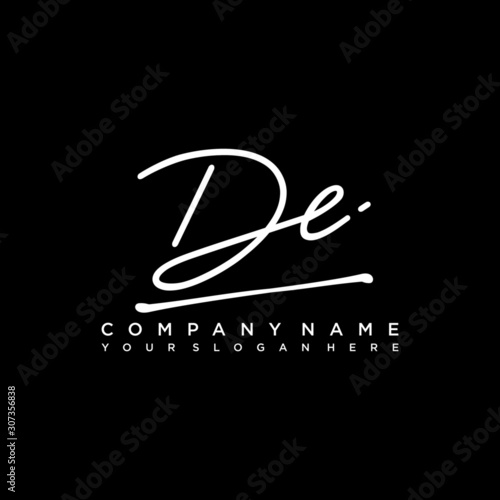 DE initials signature logo. Handwriting logo vector templates. Hand drawn Calligraphy lettering Vector illustration.