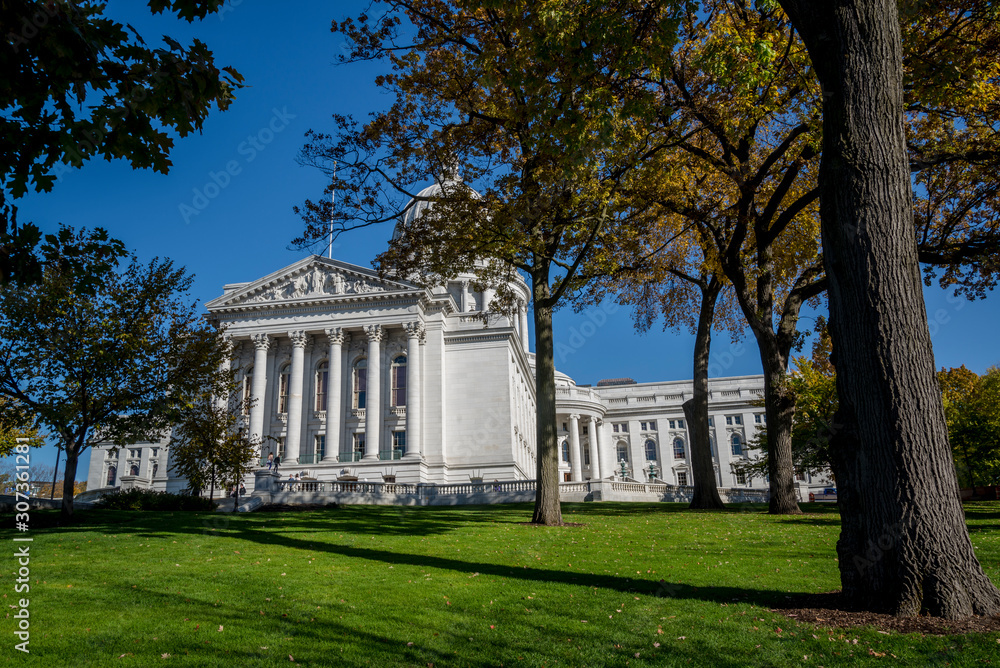 Wisconsin State Capitol, a Beaux-Arts building completed in 2017, Madison, Wisconsin, USA Wisconsin State Capitol, a Beaux-Arts building completed in 2017, Madison, Wisconsin, USA