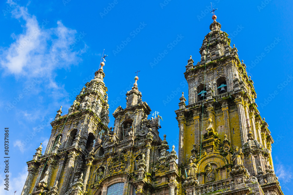 スペイン　サンティアゴ・デ・コンポステーラの大聖堂の外観