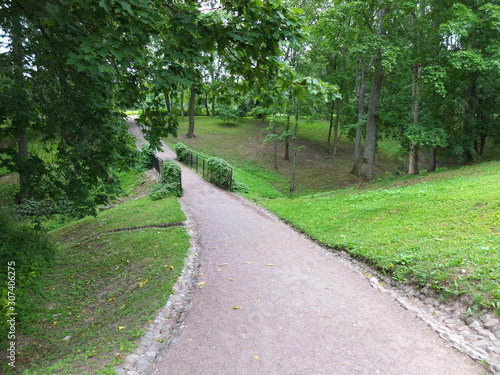 path in park © Elena