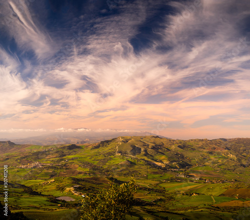 Panorama dal Monte Altesina in Sicilia