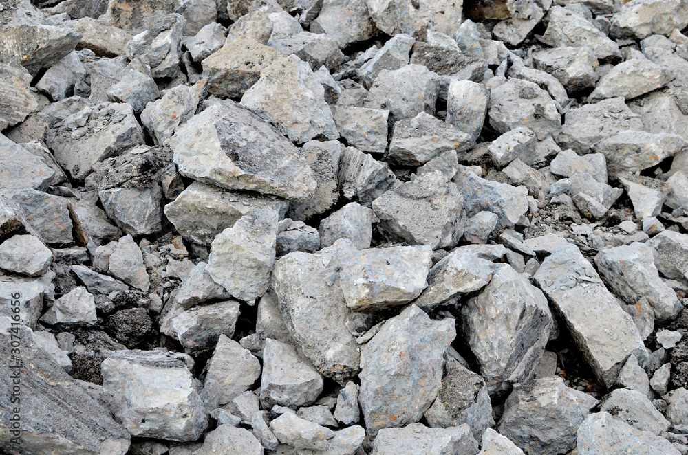 Recycling and reuse crushed concrete rubble, asphalt, building material, blocks.