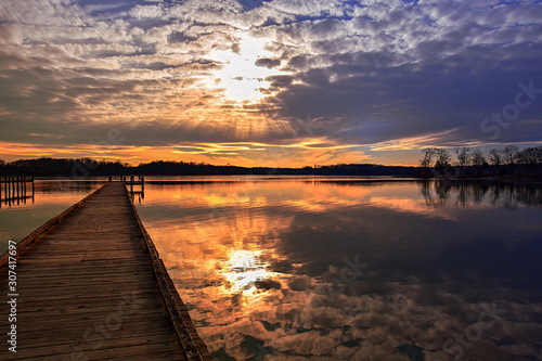 Fototapeta Naklejka Na Ścianę i Meble -  Reflected Sunset on the Rhode River
