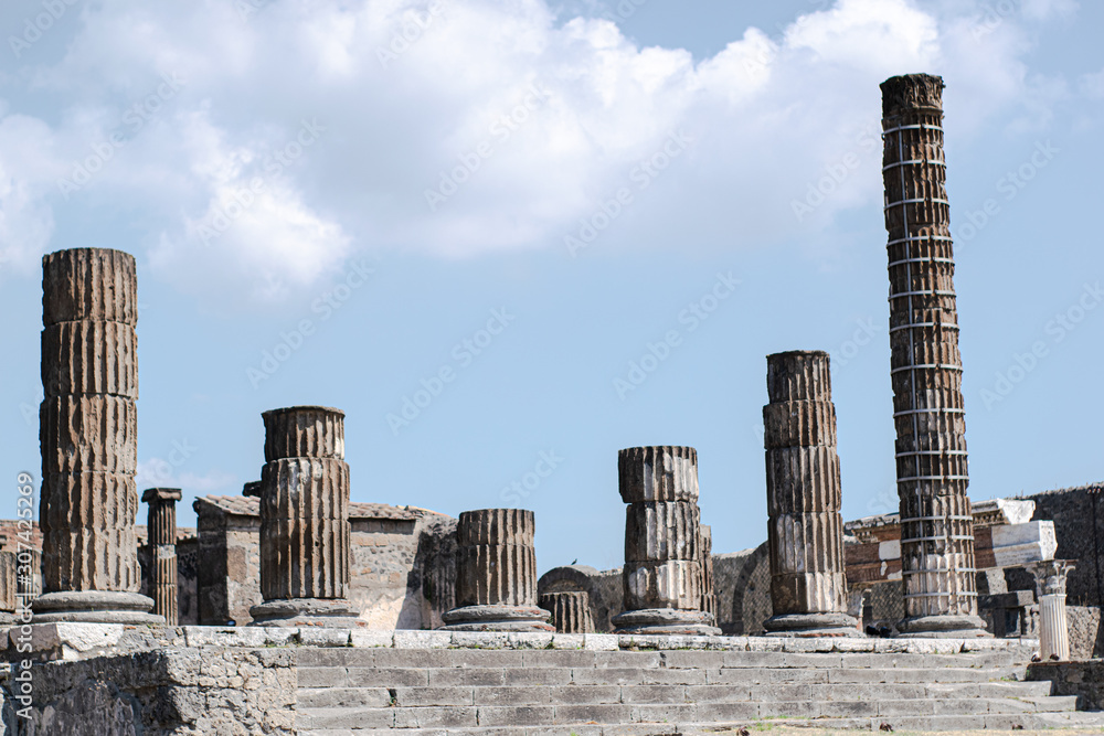 Columnas antiguas