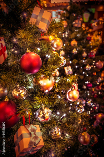 Christmas tree lights gifts 