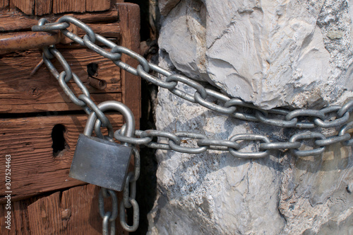 Close padlock and metal chain
