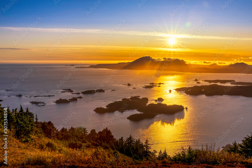 Sunset over Ocean, Islands, Reflected sunlight 