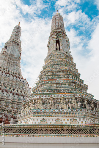 Temple of Dawn or Wat Arun Ratchawararam new look after renovation beside Chao Phraya River opposite Grand temple, Bangkok, Thailand. © Thongchai