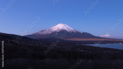 ブルアワーの富士山