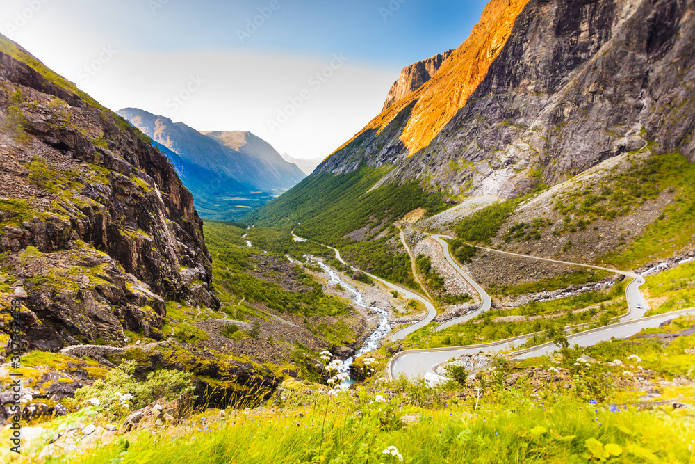 Obraz premium Trollstigen mountain road in Norway