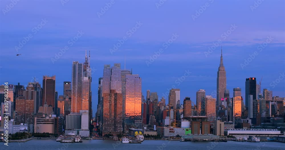 Skyline, midtown Manhattan, New York City Skyline, midtown Manhattan, New York City